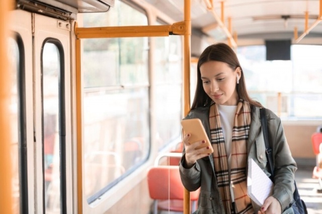    Информация о страховом полисе должна быть размещена в каждом автобусе. Фото: ru.freepik.com/ @ freepik