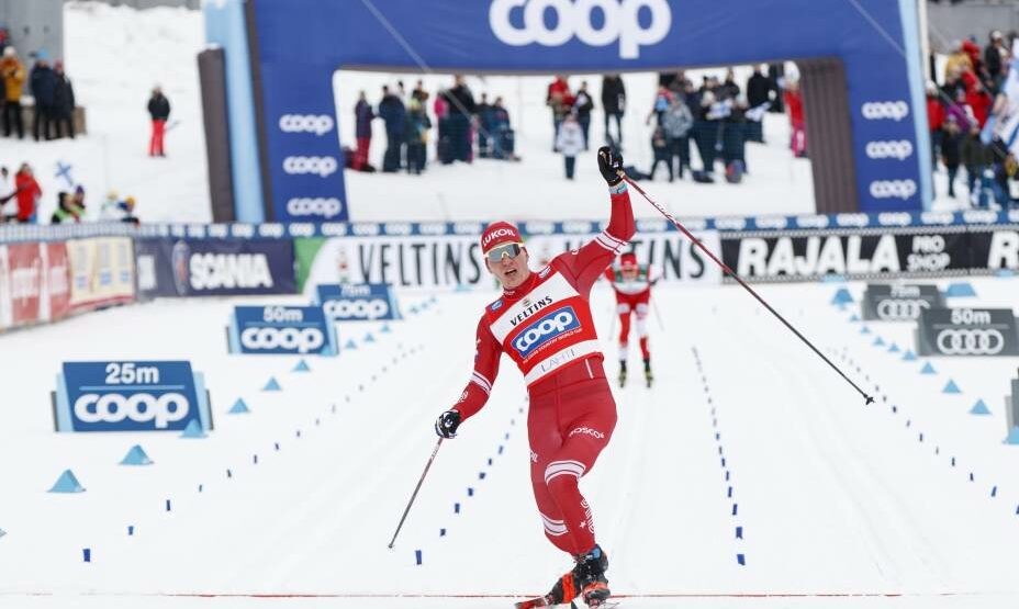    Трехкратный победитель Пекина-2022 Александр Большунов на Спартакиаде-2024 потерял мотивацию. Фото: Global Look Press