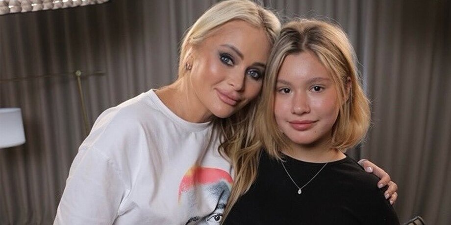    Фото: instagram.com (принадлежит Meta, признана экстремистской и запрещена на территории РФ)/danaborisova_official