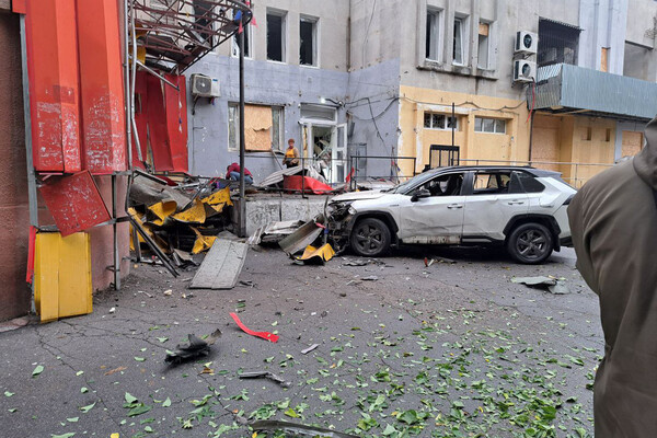    Последствия атаки бпла «Баба-Яга» в Новой Каховке, 1 октября 2025 года / Telegram-канал «Владимир Сальдо»