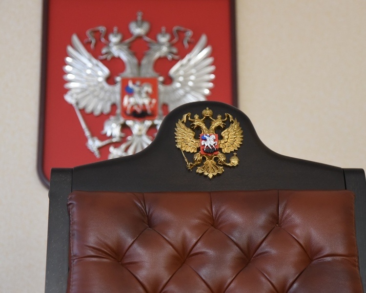     В Курске у нигерийца конфисковали "Мерседес" за вождение в наркотическом опьянении