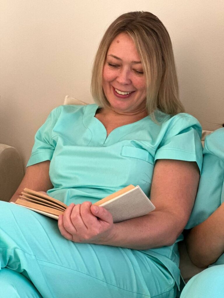 Зубной врач Татьяна Николаевна любит читать книги о Средневековье