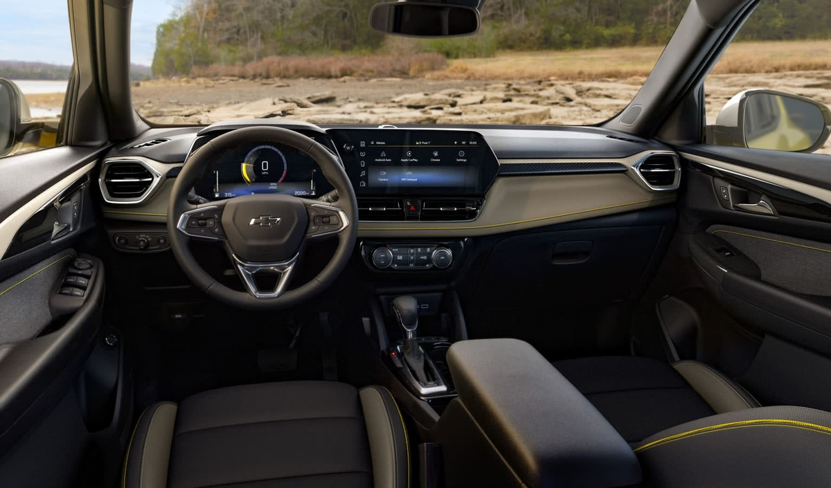 Салон Chevrolet Trailblazer, одного из самых дешевых кроссоверов на рынке в США