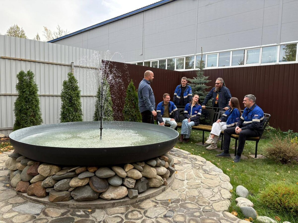 Фонтан "Юбилейный" напоминает чашу изобилия