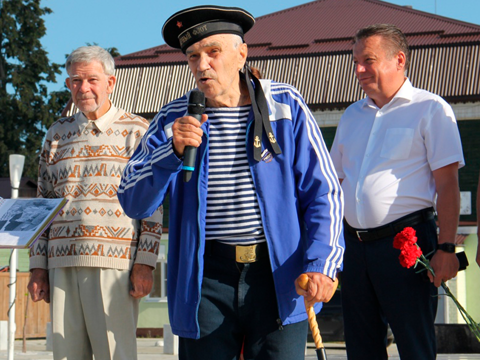    Александр Купэнко (в центре). Фото: пресс-служба администрации м.о. Зарайск