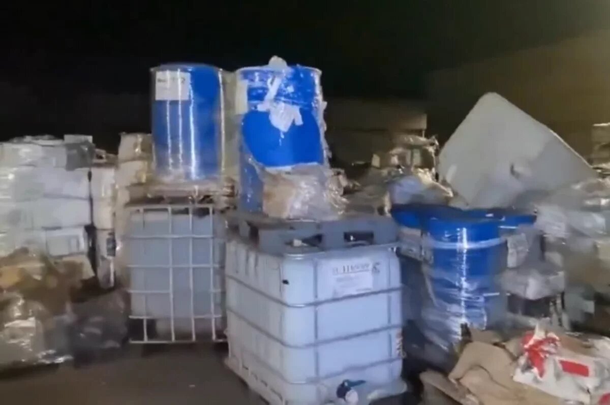    Так выглядел склад в посёлке Трубников Бор.