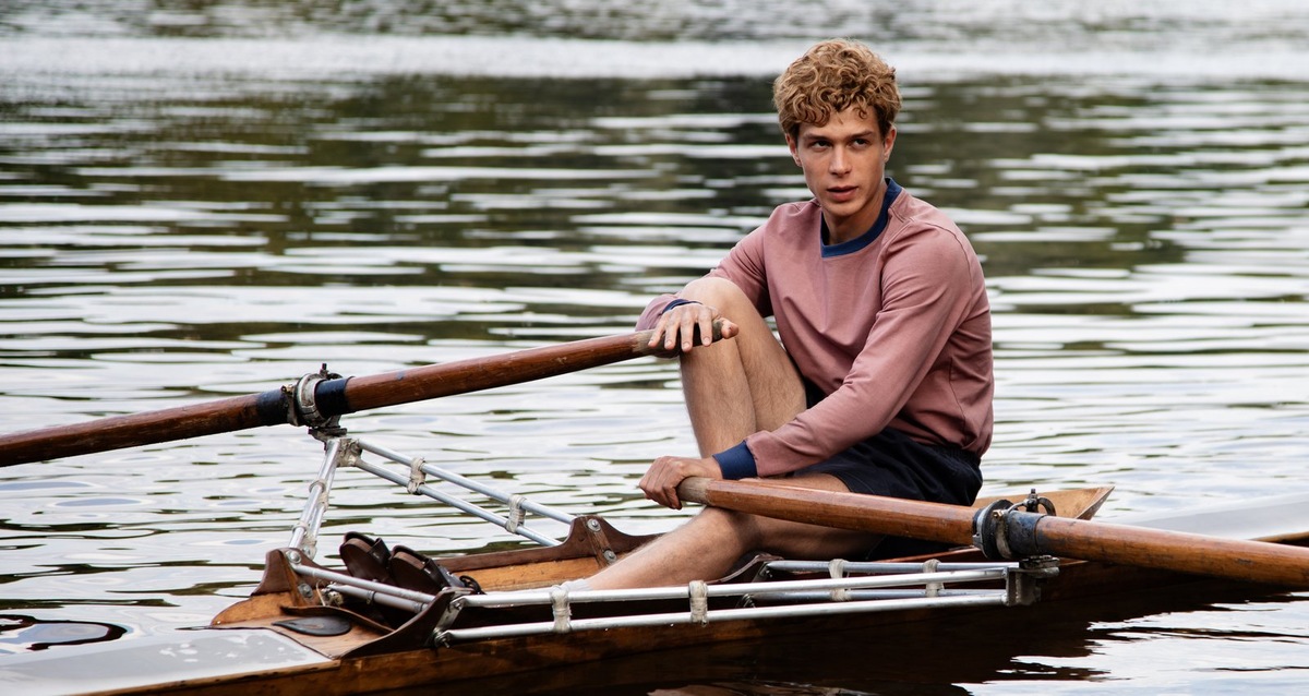    Глеб Калюжный в фильме «Первый на Олимпе»