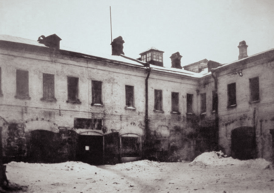 Трущобы Ипатьевского переулка, 1910-1920 гг. Источник pastvu.com