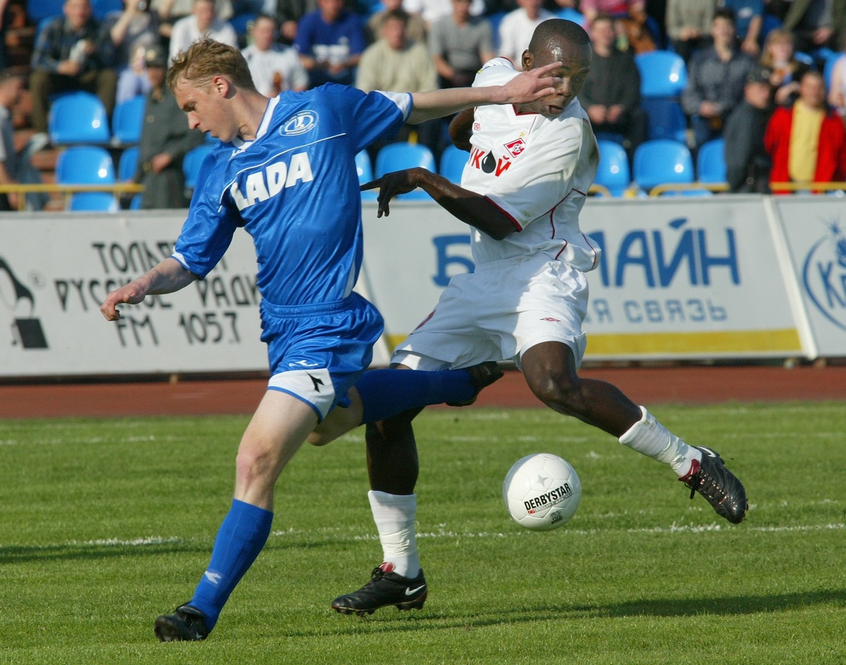 С тольяттинской "Ладой" дома "Факел" сыграл вничью 4 раза!