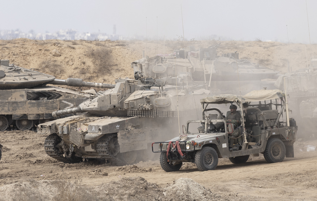 © Amir Levy/ Getty Images