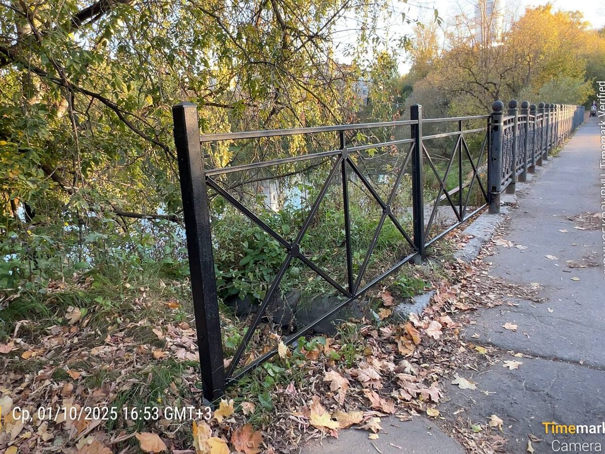 Мост через реку Химка на Ленинском проспекте. Фото автора.