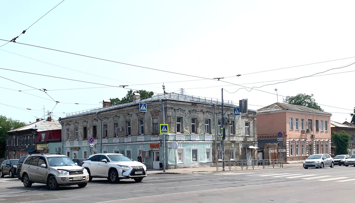 Пионерская, 41 / Фрунзе, 41. Похоже, единственный в Самаре пример совпадения номеров по двум улицам. Фото автора