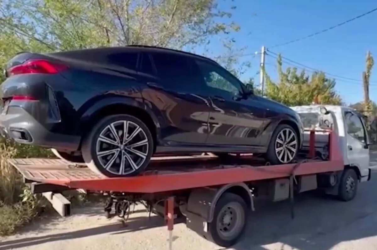    Полиция не дала волгоградцу рассекать по городу на машине-призраке