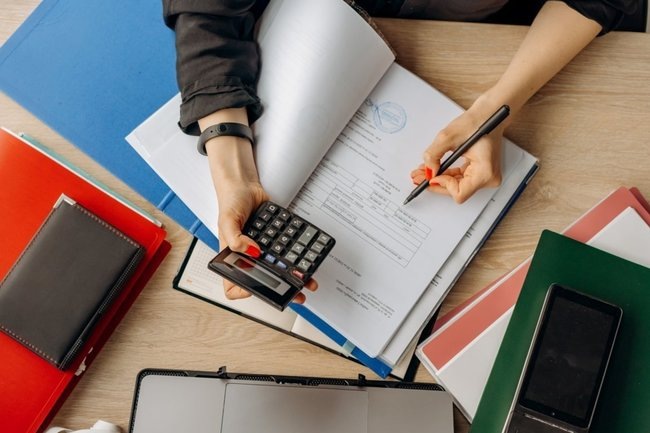    калькулятор налоги налог платеж платежи счет бухгалтер финансы