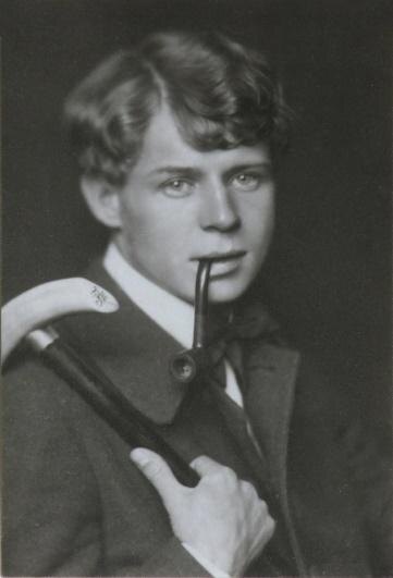 Николай Свищов-Паола. Фотография Сергея Есенина, 1919 год, Государственный музей истории российской литературы имени Владимира Даля, Москва © Public domain
