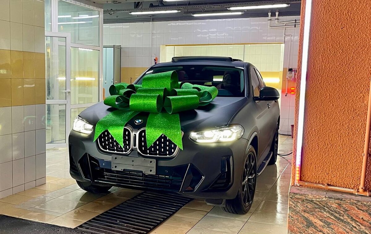 BMW X4 xDrive25i 2022 года. Фото: Августинка Алена