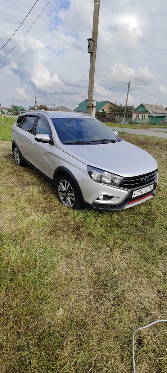 Lada Vesta SW Cross 