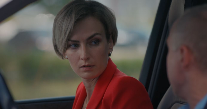 Кадр из сериала "Придуманное счастье" (2021)