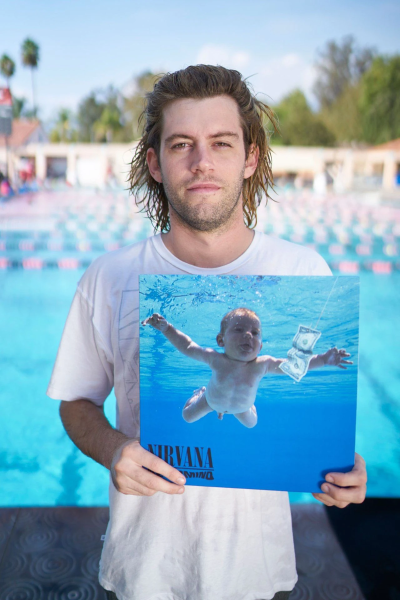 Элвин Спенсер с обложкой «Nevermind»