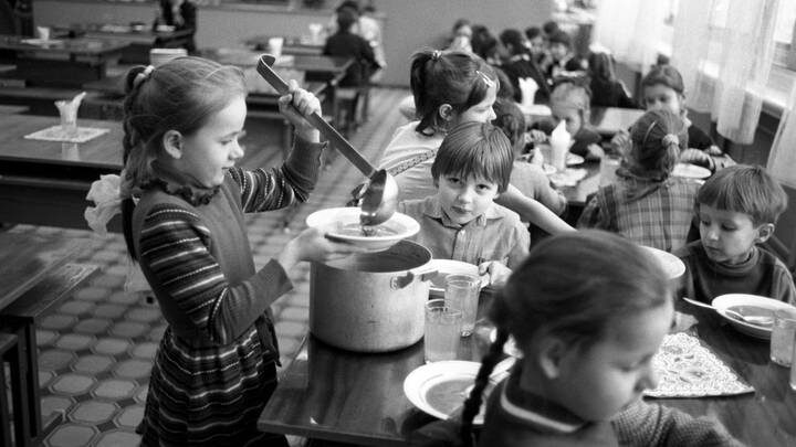 В Советской столовой. Источник: РИА Новости