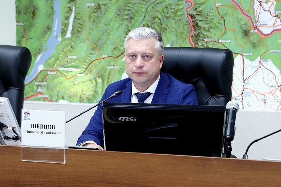    Спикер думы Николай Шевцов отметил, что ужесточение миграционной политики - это, в первую очередь, вопрос обеспечения безопасности страны Законодательная дума Хабаровского края