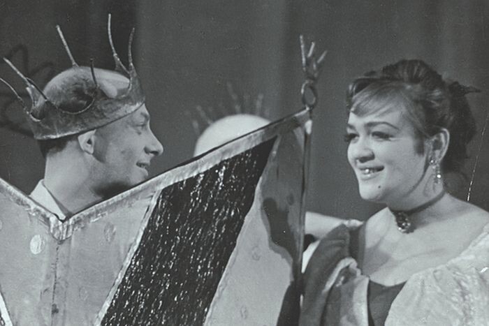 Галина Волчек и Евгений Евстигнеев в спектакле «Голый король».