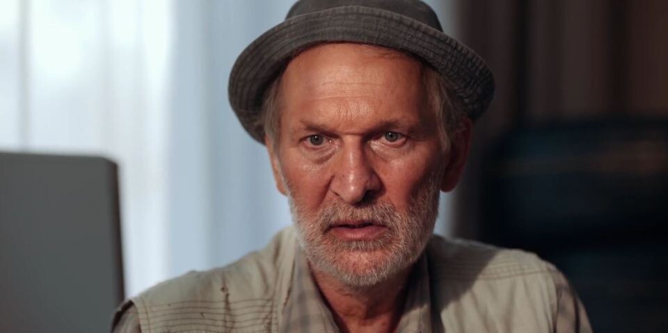    Кадры из фильма "Семь дней Петра Семеныча" Тиграна Кеосаяна. Источник: t.me/msimonyan