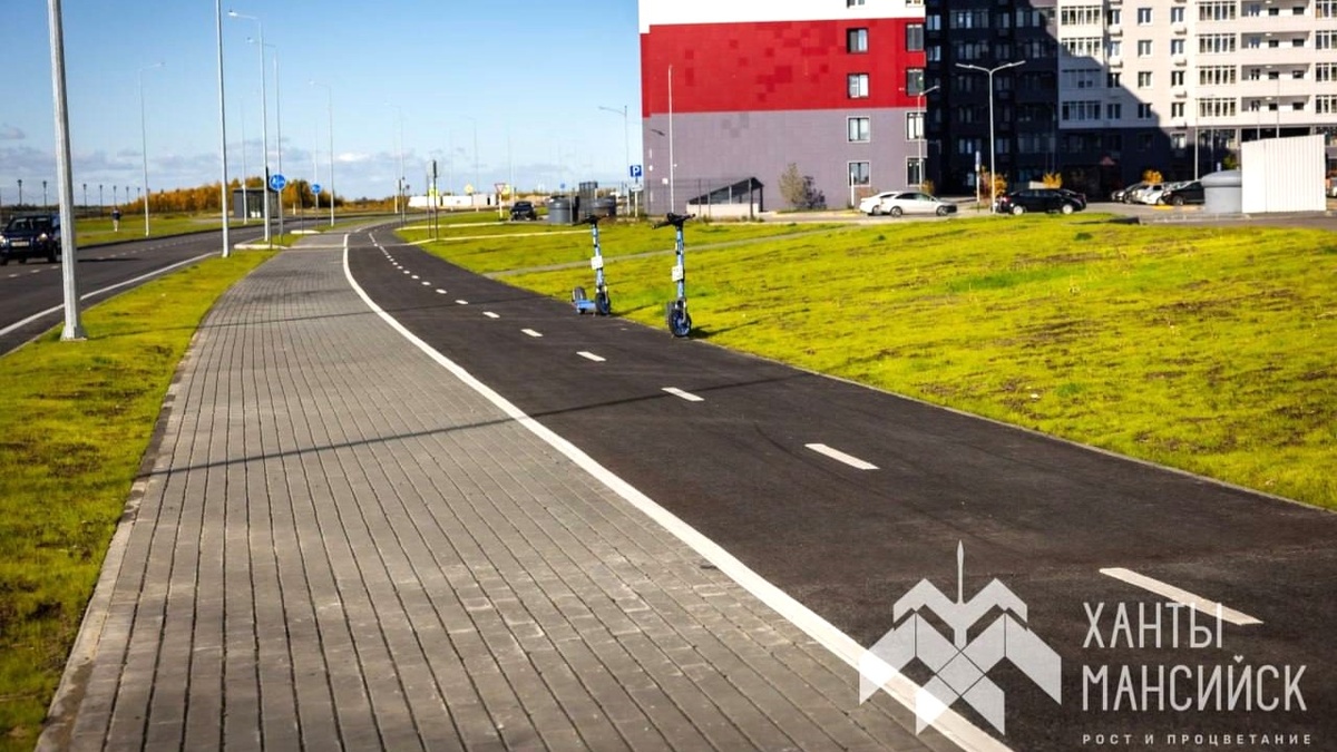    В Ханты-Мансийске завершают благоустройство микрорайона «Береговая зона»