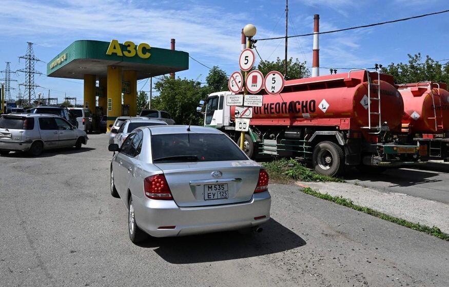    Топливный кризис в России: Новак рассказал, как правительство борется с дефицитом бензина