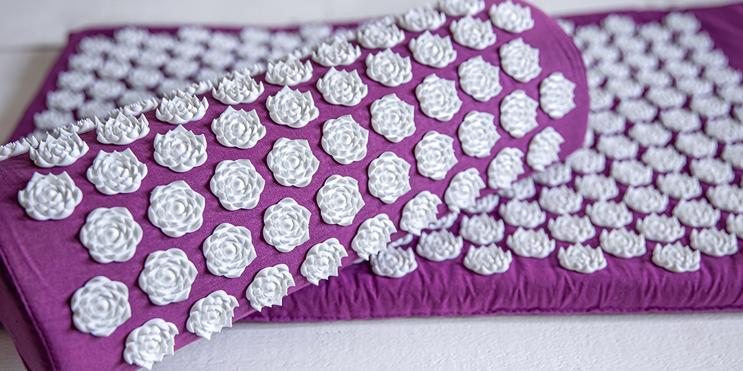 Полезен ли аппликатор Кузнецова при болях в спине