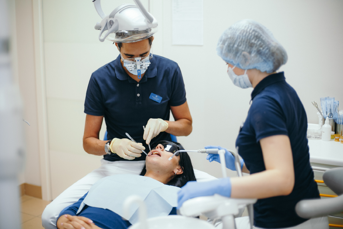 Фотография взята с сайта стоматологии Дмитрович Фэмили https://www.dmitrovich.ru/