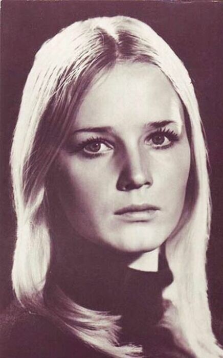 Наталья Егорова в юности
