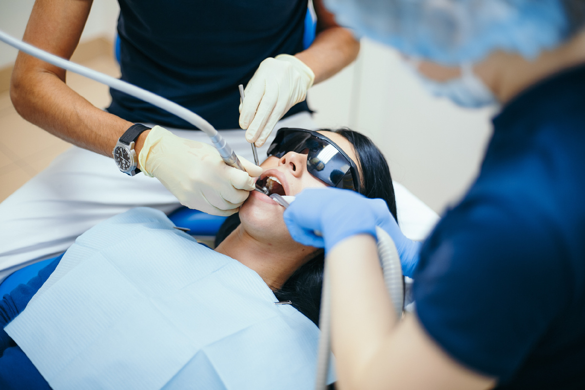 Фотография взята с сайта стоматологии Дмитрович Фэмили https://www.dmitrovich.ru/