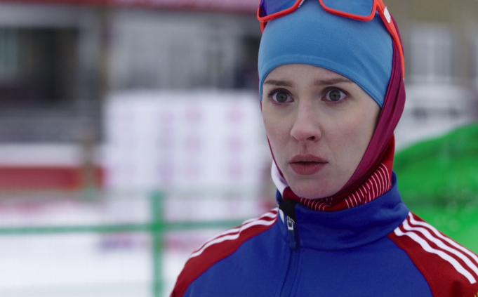 Кадр сериала "За финишной чертой" (2025)