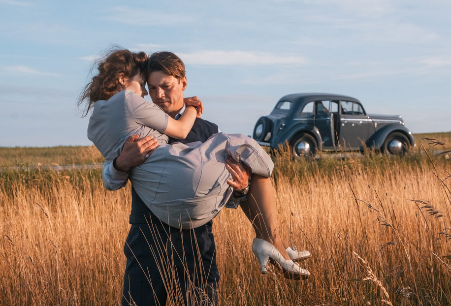 Листайте кадры.