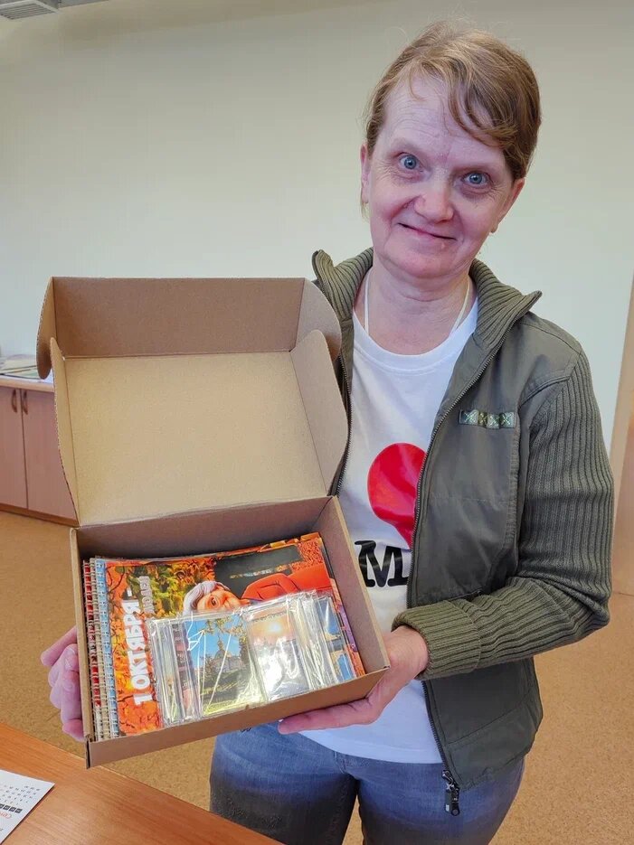 Открытки, блокноты и магнитики в подарок людям серебряного возраста, проживающим в социальных учреждениях в других регионах