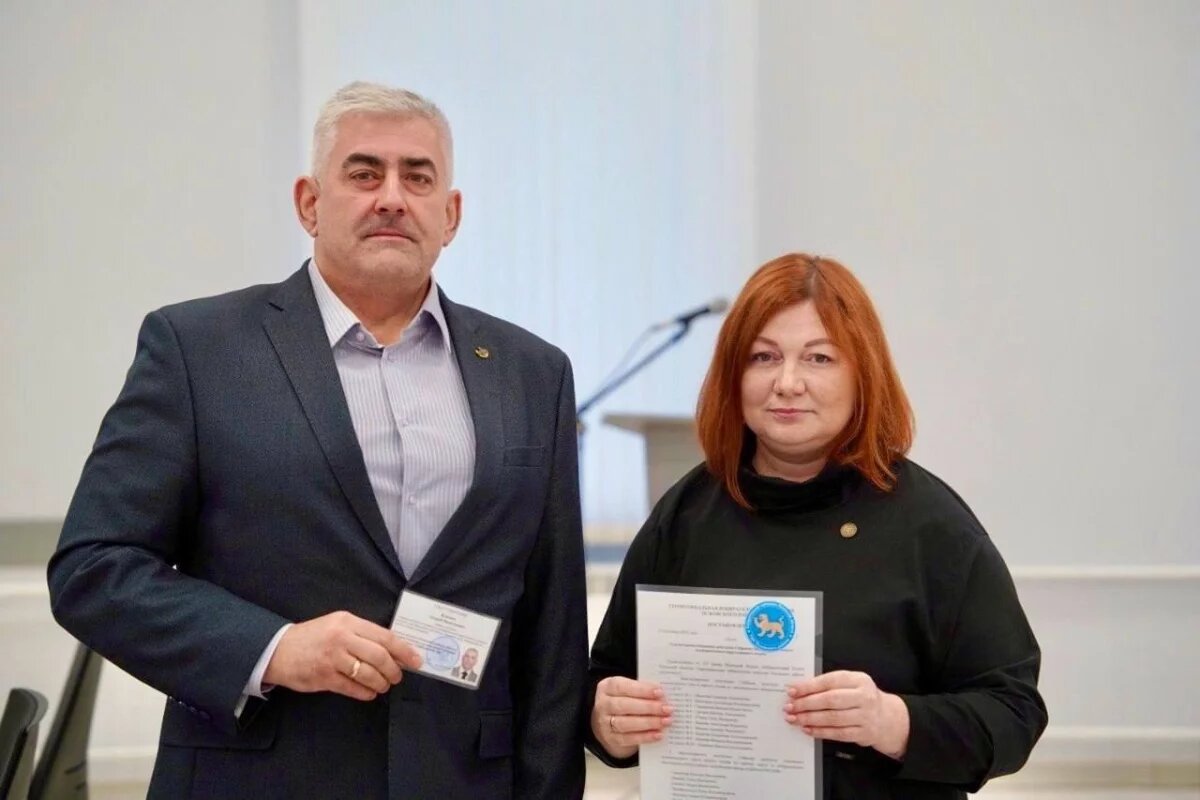    Пять псковских участников СВО получили мандаты депутатов окружных Собраний