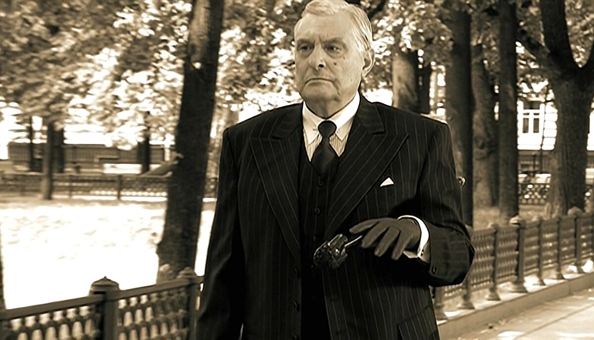 Басилашвили в роли Воланда. Фото Яндекс.Картинки. 