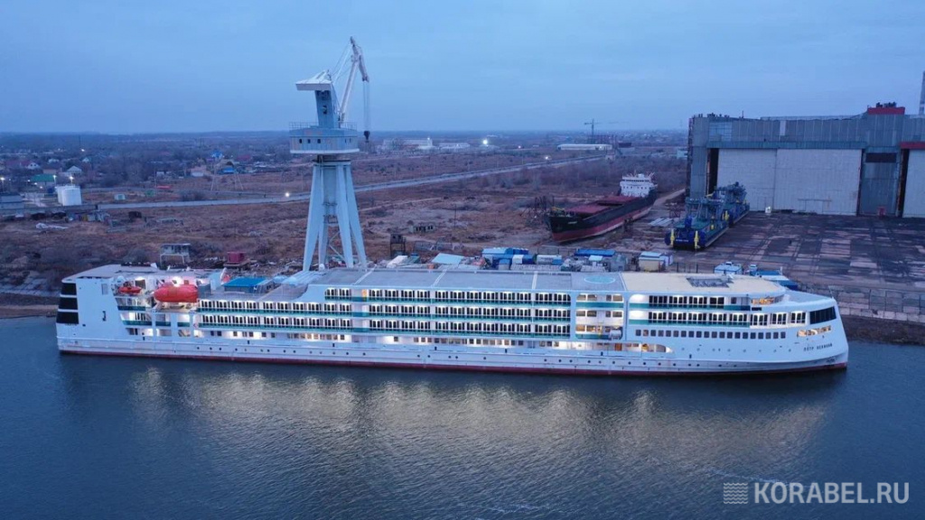 Круизный лайнер "Владимир Жириновский" / Фото: Корабел.ру  📷

