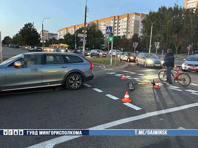 Одно из последних ЧП в Минске: 20 сентября 17-летняя девушка на регулируемом пешеходном переходе на улице Лобанка не спешилась и не уступила дорогу Volvo под управлением 54-летней женщины