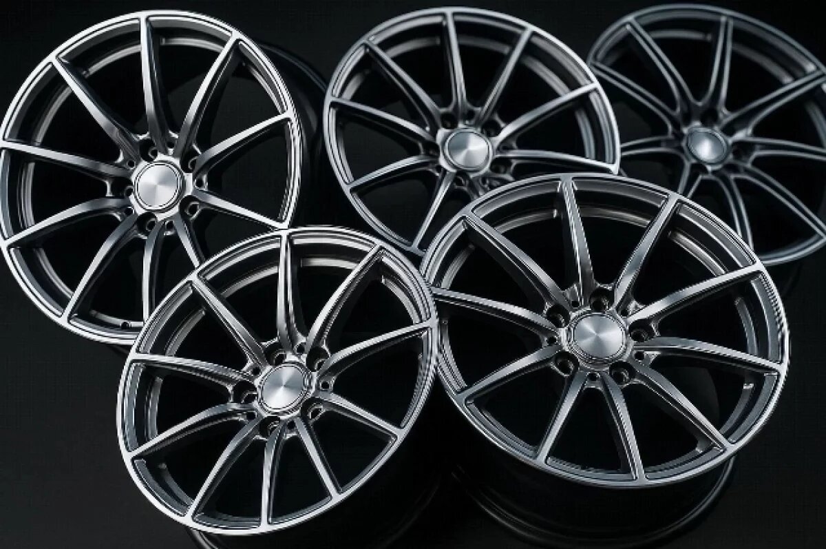    В Хабаровске сотрудник компании украл автошины и диски на 552 тысячи