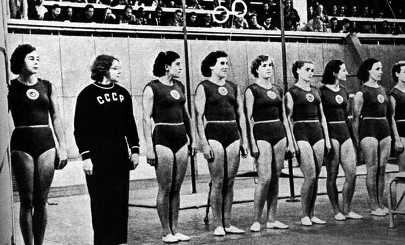 Костюм пловчих)