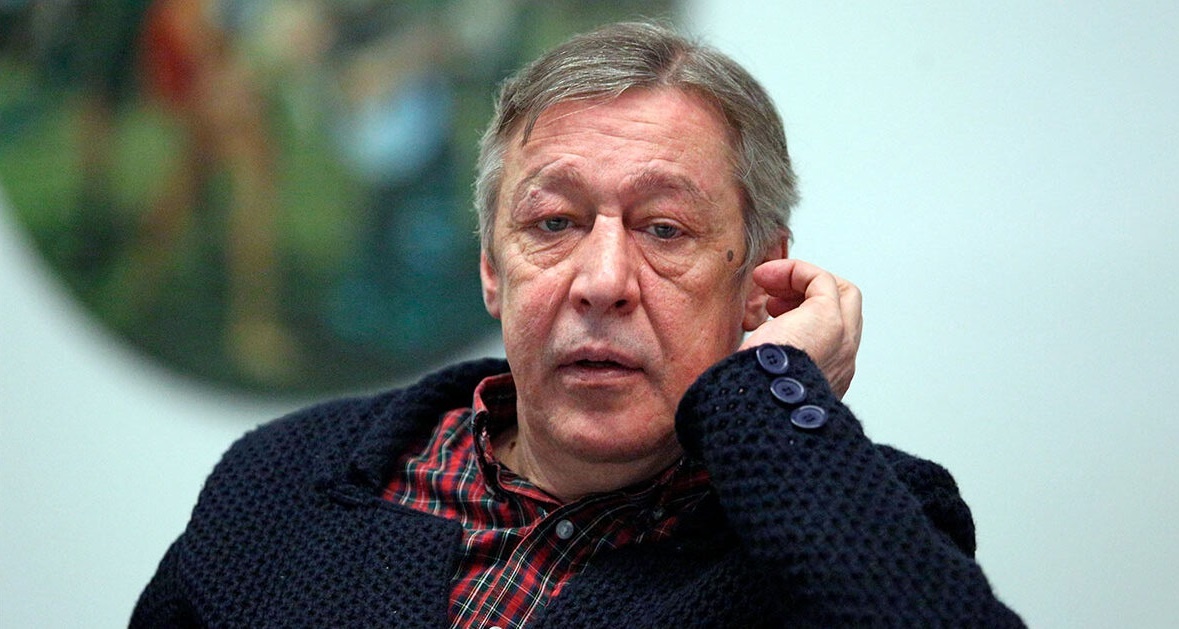 Михаил Ефремов дал короткое интервью о получении первой роли после выхода на свободу.