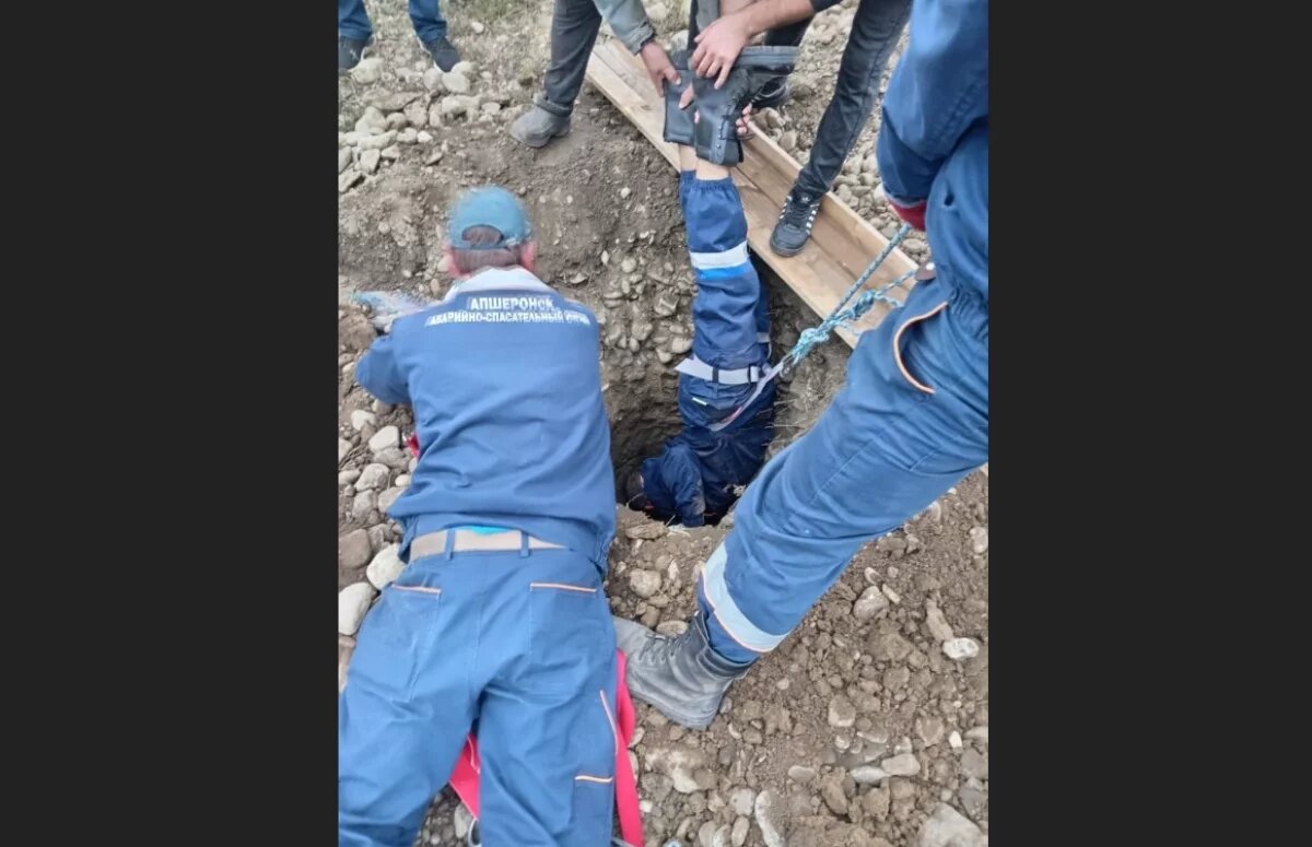    В Апшеронске ребенок провалился в неогороженную яму и просидел там всю ночь