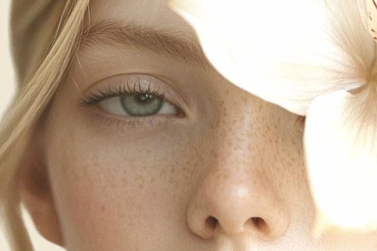 3 способа, которые помогли мне убрать синяки под глазами