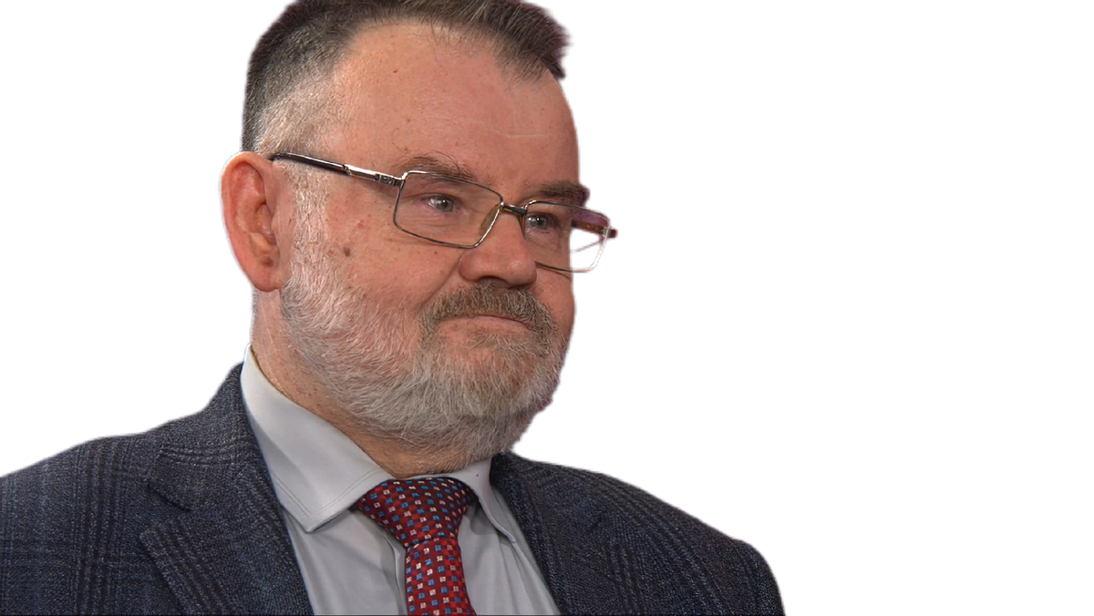 Олег Хлобустов