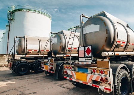    Регионы России продолжают испытывать нехватку топлива. Что предприняли власти для решения проблемы?