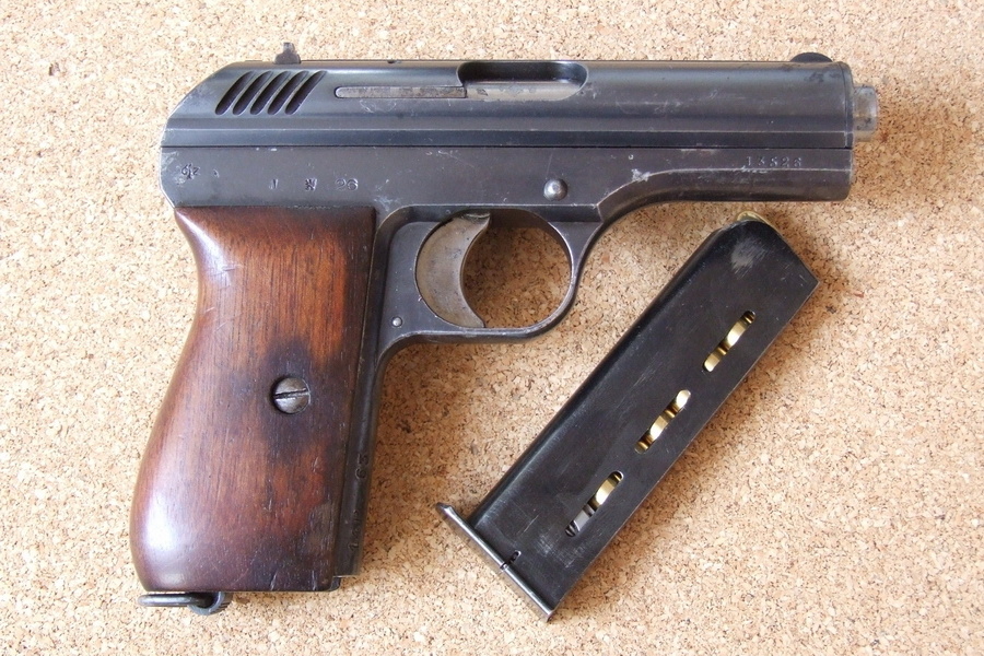 Vz.24 был весьма компактным пистолетом