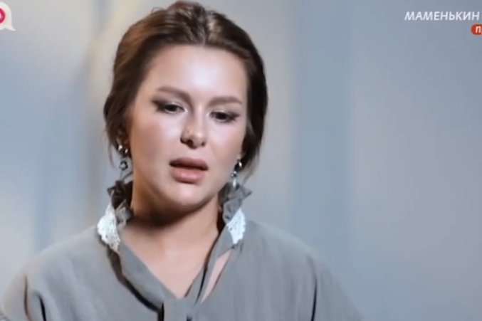 Кадр шоу "Маменькин сынок" 02.10.25