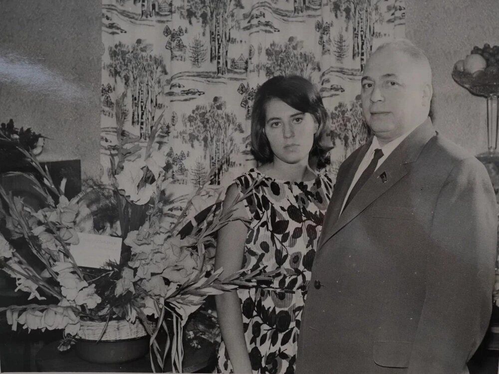    Андрей Кандрёнков с дочерью Людмилой. Фото: Из личного архивa/ Семья Кандрёнковых